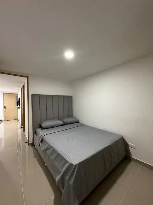 Medellin Central 0*,